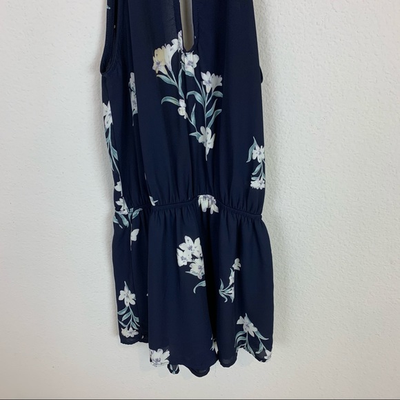❌Audrey 3+1 Floral Print Romper Navy Blue Size S - Picture 3 of 8